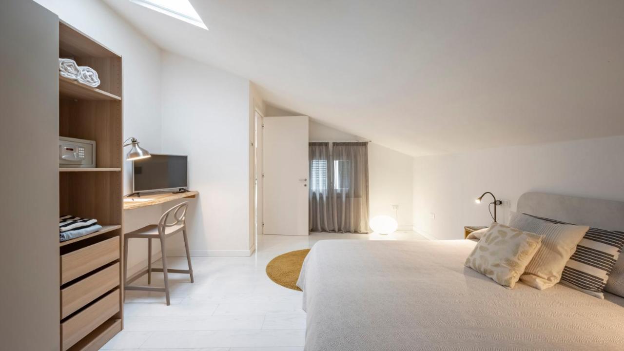 Suite Vista Mare Сан-Винченцо Экстерьер фото